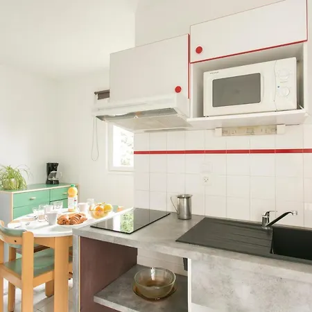 Holiday park Sous Les Pins By Popinns Ronce-les-Bains