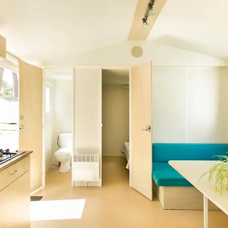 Sous Les Pins By Popinns Holiday park 4*