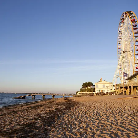 Üdülőpark Sous Les Pins
