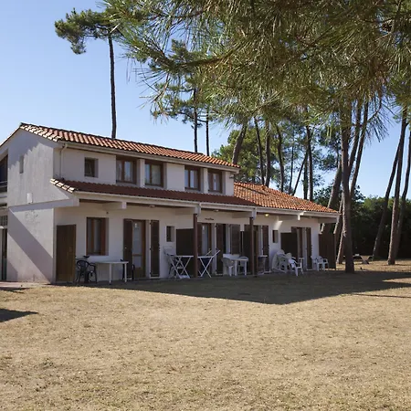 Sous Les Pins Ronce-les-Bains