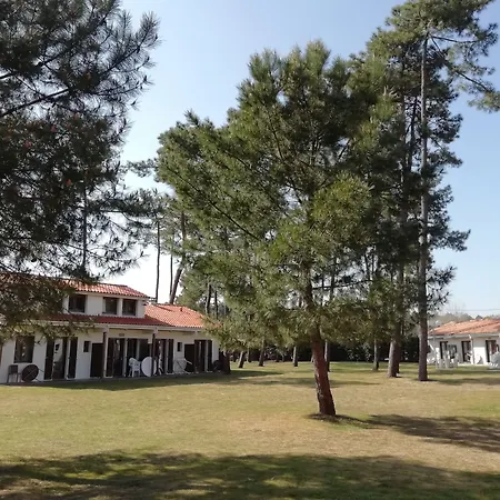 Üdülőpark Sous Les Pins