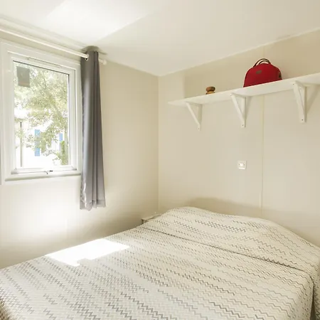 Sous Les Pins Üdülőpark Ronce-les-Bains