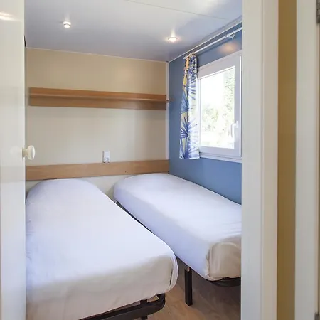 Holiday park Sous Les Pins By Popinns Ronce-les-Bains