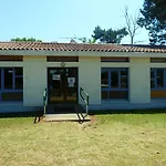 Holiday park Sous Les Pins By Popinns 4*