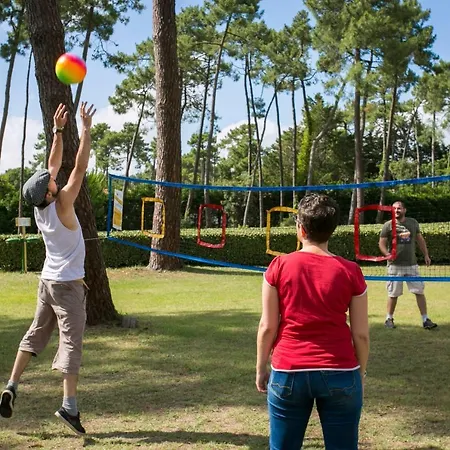 Sous Les Pins Ронс-ле-Бен