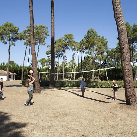 Sous Les Pins База отдыха