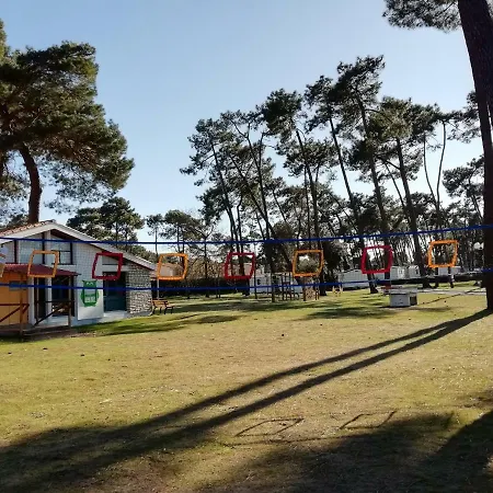 Résidence Sous Les Pins 4*